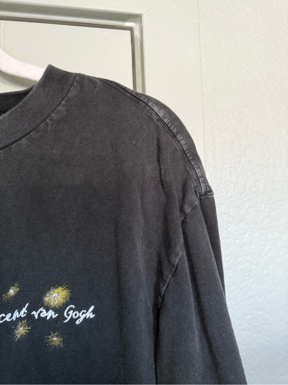 Abercrombie & Fitch Men’s Gray Van Gogh Graphic Tee - Picture 8 of 15